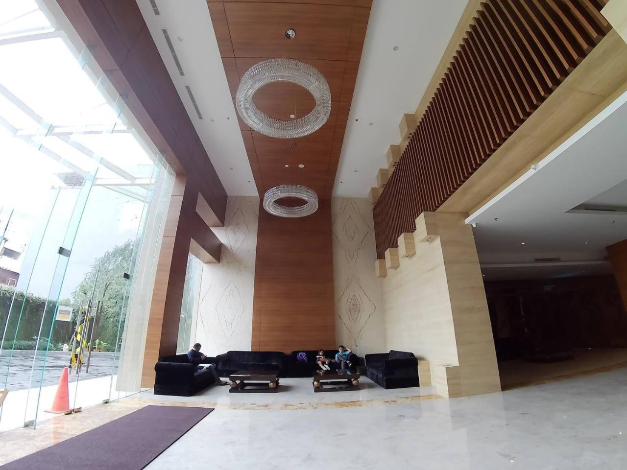 Apatel Elpis Residences 09B01 Jakarta Exterior foto